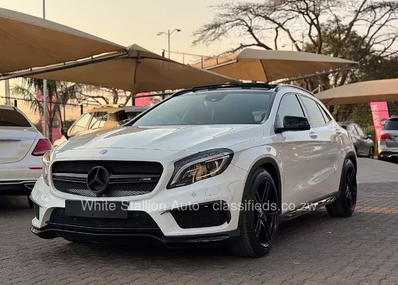 Mercedes Benz GLA 2016