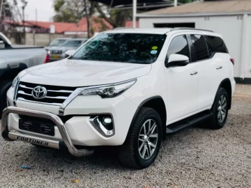 Toyota Fortuner 2020