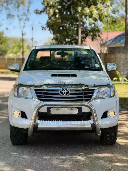 Toyota Hilux 2014