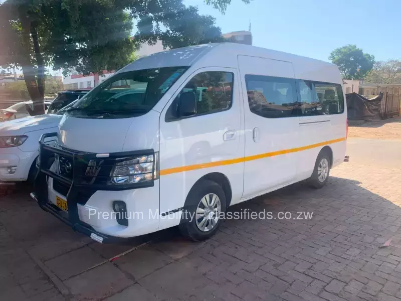 Nissan Urvan Mini Bus 15 Seater $200 per day