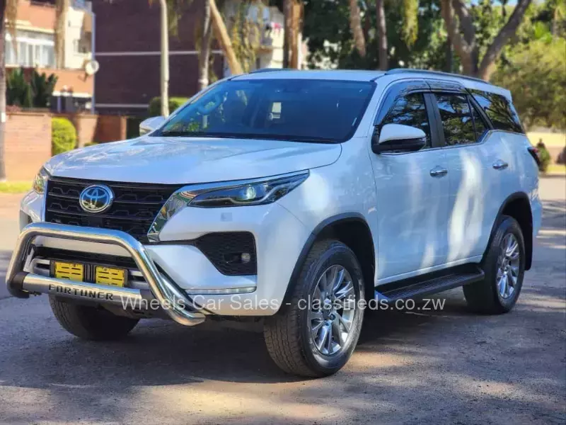 Toyota Fortuner 2022