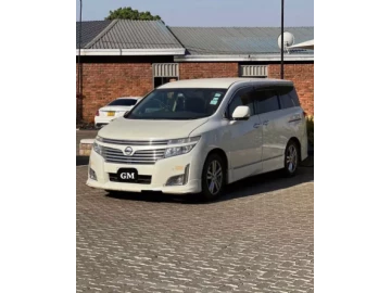 Nissan Elgrand 2013