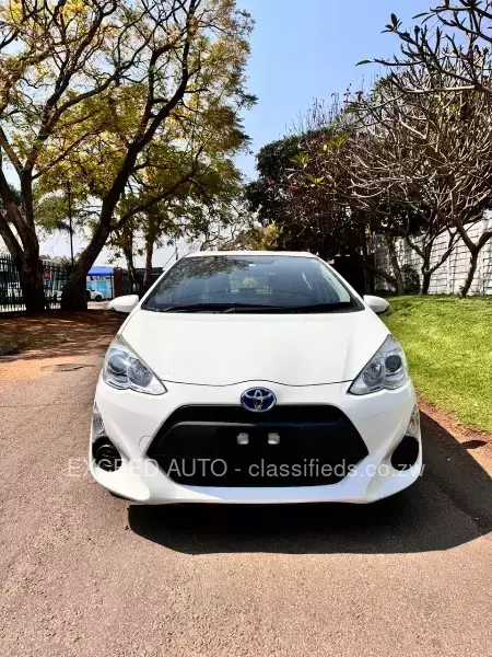 Toyota Aqua 2016