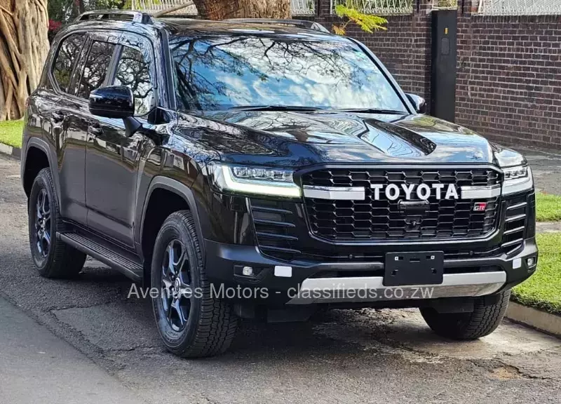 Toyota Land Cruiser 2023