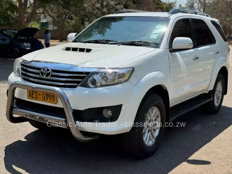 Toyota Fortuner 2014