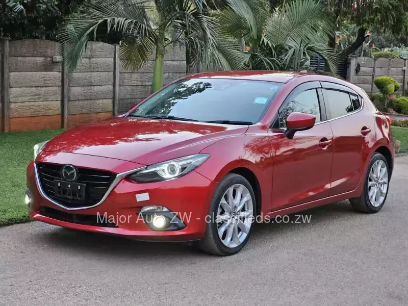 Mazda Axela 2015