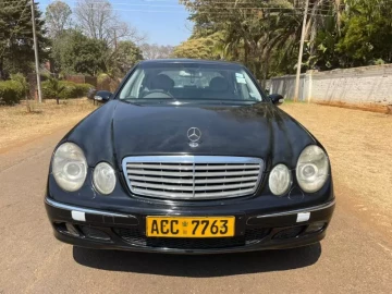 Mercedes Benz E-Class 2003