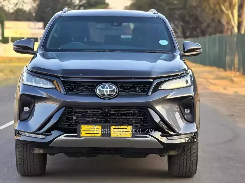 Toyota Fortuner 2024