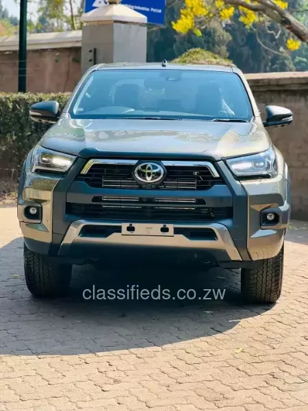 Toyota Hilux 2024