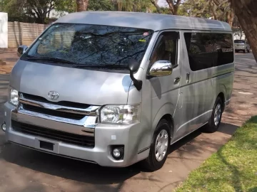 Toyota Hiace 2017