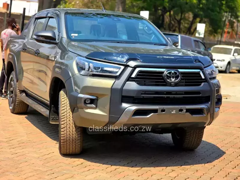 Toyota Hilux 2024