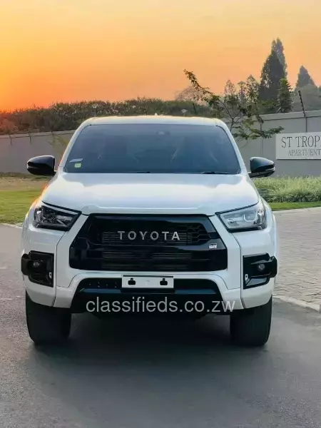 Toyota Hilux 2023