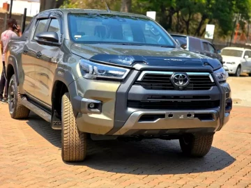 Toyota Hilux 2024