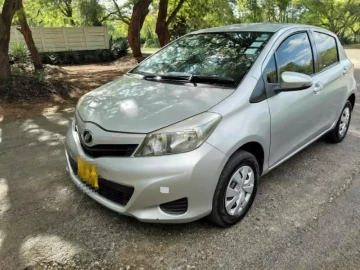 Toyota Vitz 2012