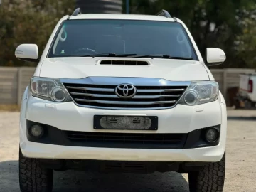 Toyota Fortuner 2014