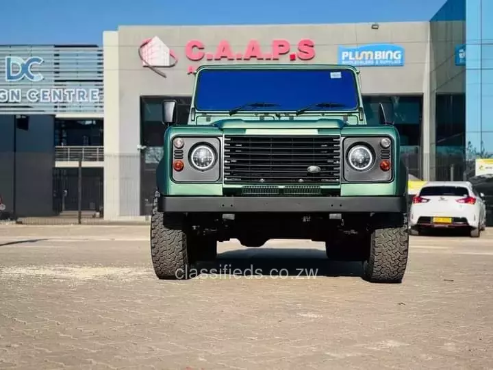 Land Rover Defender 2008