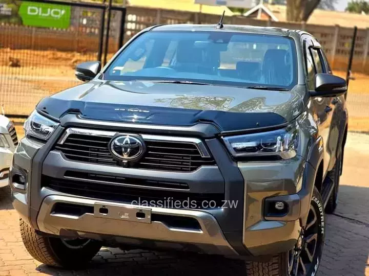 Toyota Hilux 2024