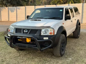 Nissan NP300 2016