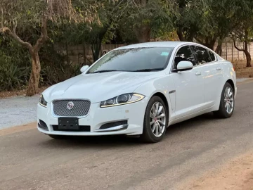 Jaguar XF 2015