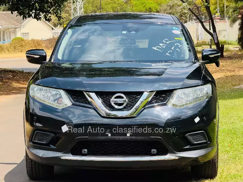 Nissan X-Trail 2015