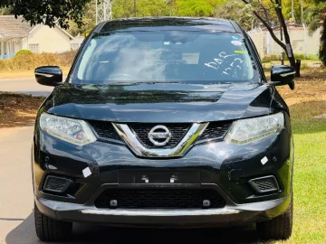 Nissan X-Trail 2015