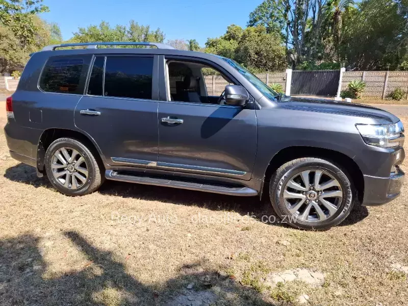 Toyota Land Cruiser 2019