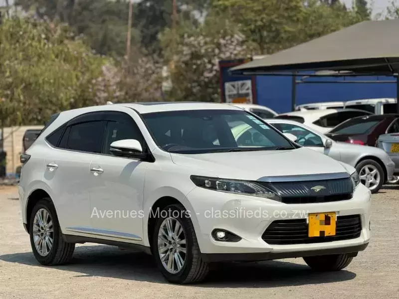 Toyota Harrier 2015