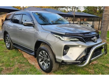 Toyota Fortuner 2023