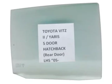 Sideglass Toyota Vitz II / Yaris