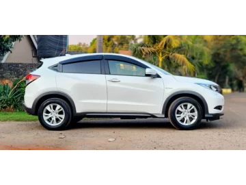 Honda Vezel 2015