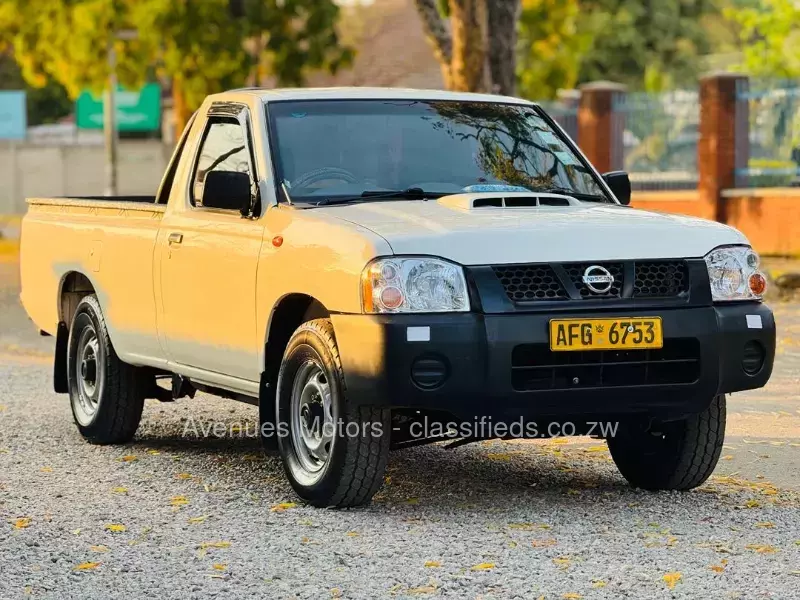 Nissan NP300 2019