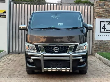 Nissan NV350 2016