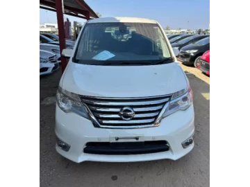 Nissan Serena 2015