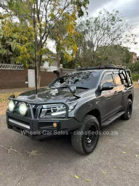 Toyota Prado 2021