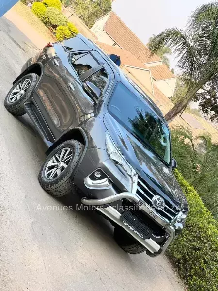 Toyota Fortuner 2020