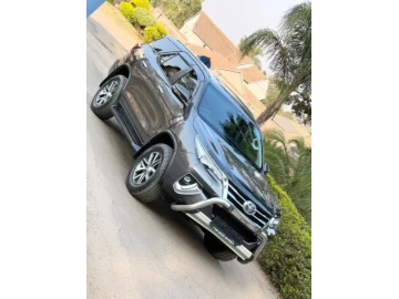 Toyota Fortuner 2020