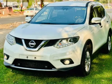 Nissan X-Trail 2015