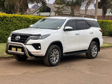 Toyota Fortuner 2021