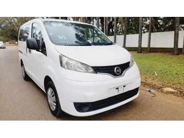 Nissan NV200 2013