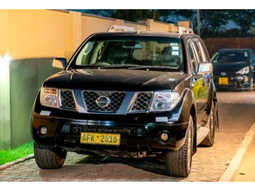 Nissan Pathfinder SUV For Hire