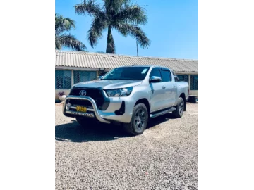 Toyota Hilux 2021