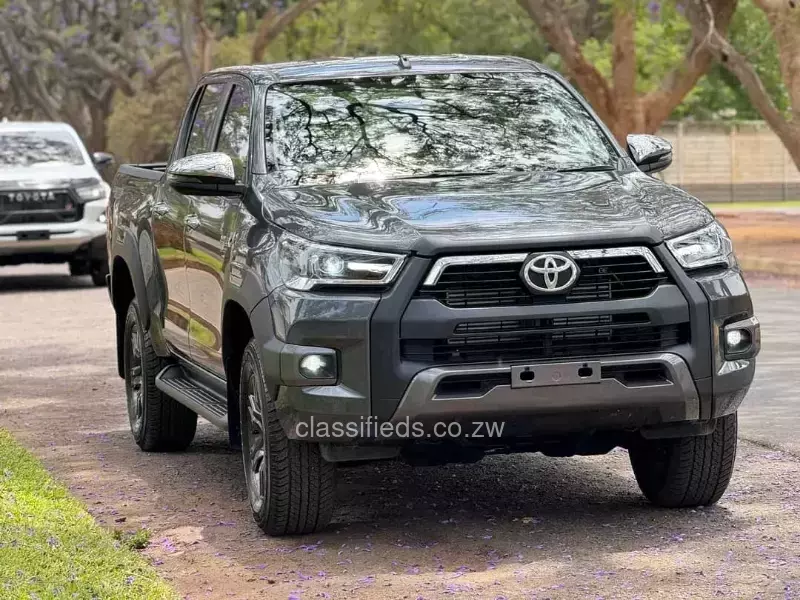 Toyota Hilux 2023