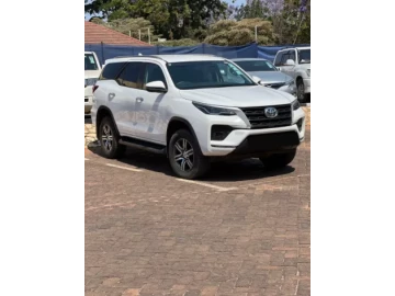 Toyota Fortuner 2021