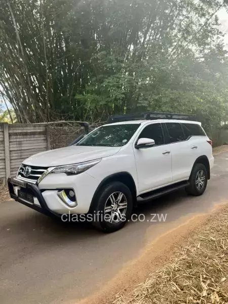 Toyota Fortuner 2016