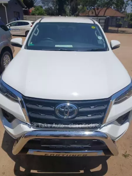 Toyota Fortuner 2022