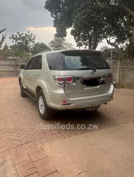 Toyota Fortuner D4D 2013