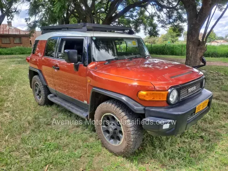 Toyota FJ Cruiser 2015