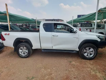 Toyota Hilux 2015