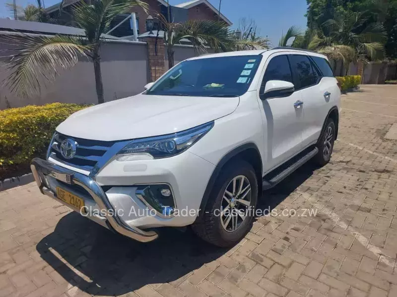 Toyota Fortuner 2020