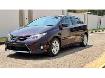 Toyota Auris 2015